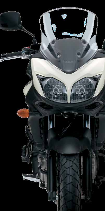 Tough, Smart Form Stylistyka nowego modelu V-Strom 650 ABS, do której stworzenia wykorzystano filozofię tough x smart odzwierciedla lepsze osiągi motocykla turystycznego.