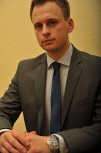 DZIĘKUJĘ ZA UWAGĘ Maciej Gacoń Aplikant