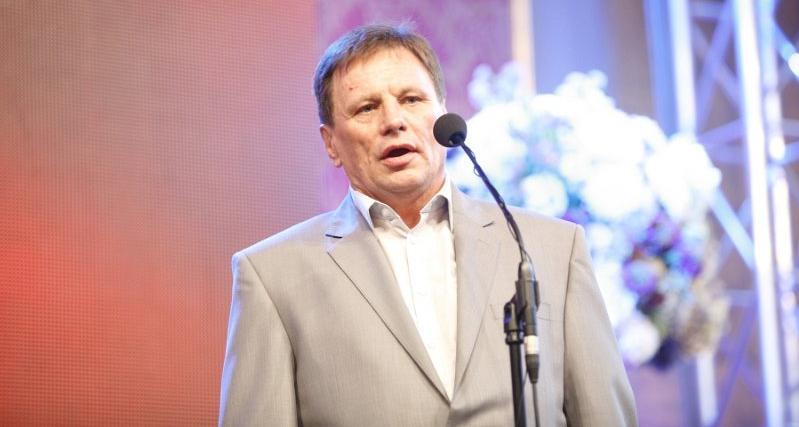 2 Stopka redakcyjna Drodzy Czytelnicy! Ten rok jest szczególny dla Stowarzyszenia, gdyż Prezes Stowarzyszenia Jestem Pan Zenon Nienartowicz został uhonorowany dwiema nagrodami: dnia 19 czerwca 2013r.