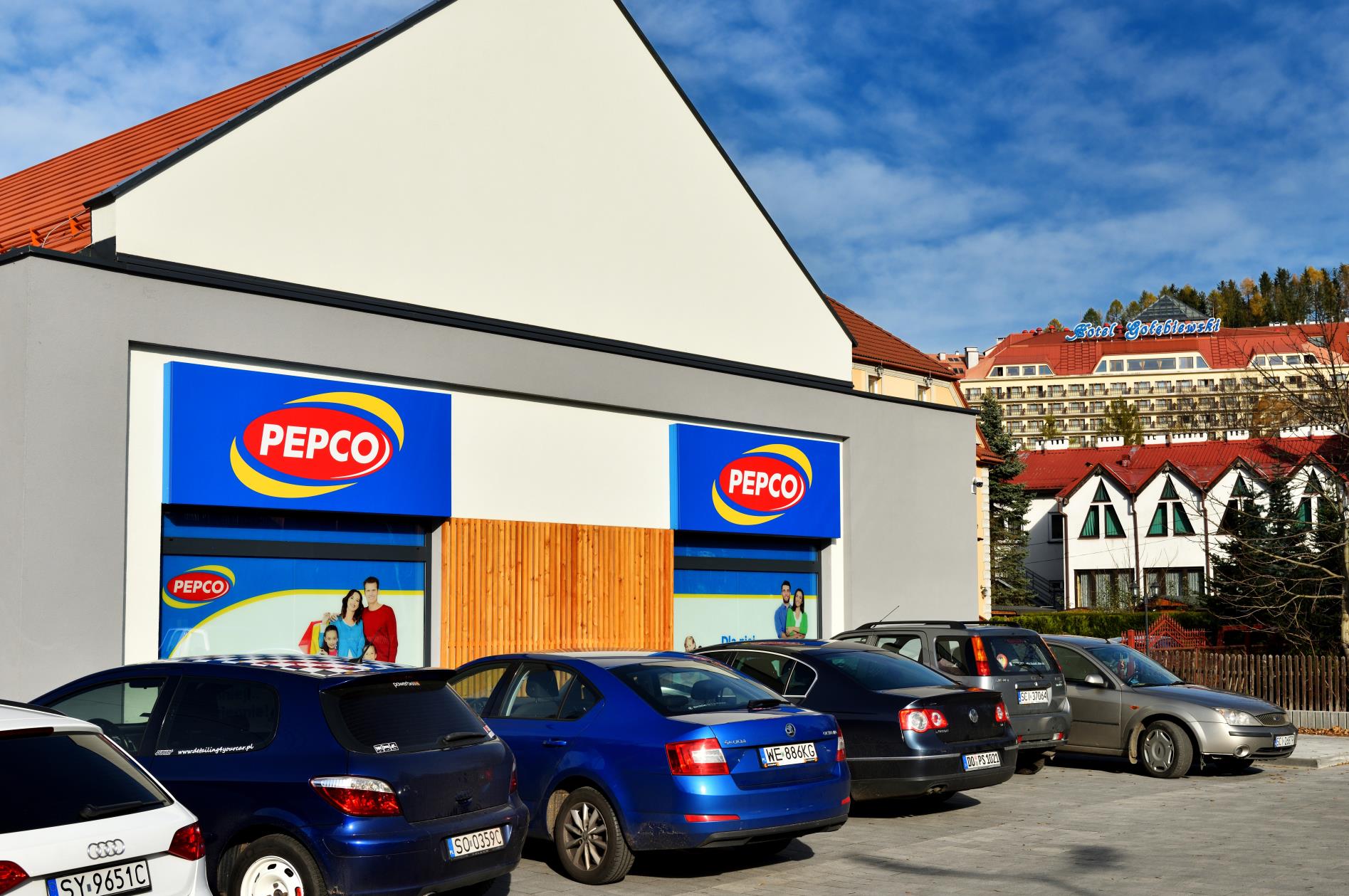 Budynek handlowo usługowy Wisła Budowa budynku handlowo-usługowego wraz z infrastrukturą towarzyszącą Wisła, ul.