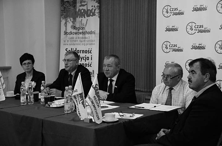 CHOINA Krzysztof Jan LUBLIN 5. CHRZĄSTOWSKI Andrzej LUBLIN 6. DOŁBA Piotr ZAMOŚĆ 7. GĄSIOR Mariola LUBLIN 8. KACZOR Józef LUBLIN 9. KAMIŃSKI Sławomir PUŁAWY 10. KASPERSKI Tomasz LUBLIN 11.