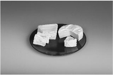 produkcja serów: Wykorzystanie grzybów pleśniowych w przemyśle spożywczym serów miękkich z porostem pleśniowym (typu camembert i brie) - przy zastosowaniu szczepów Penicillium camemberti, Penicillum