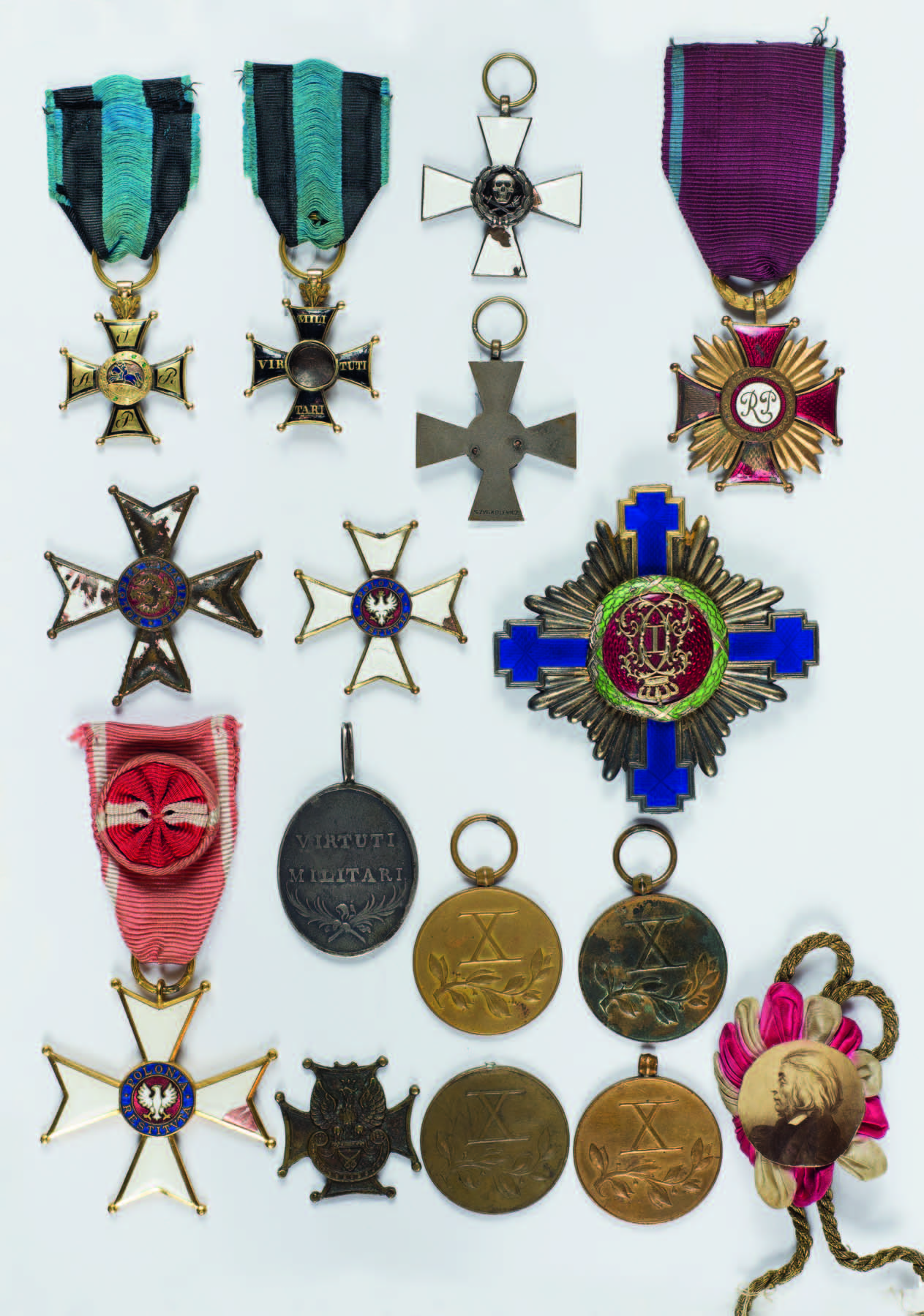 Poz. 560 Av Poz. 559 Av Poz. 559 Rv Poz. 561 Poz. 560 Rv Poz.