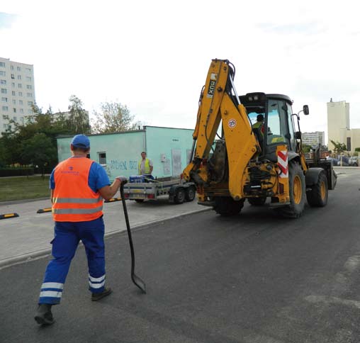 Widok ze Skarpy www.smnaskarpie.pl z osiedla 3 Na początek cztery budynki Na przełomie sierpnia i września ekipy techniczne w czterech budynkach Skarpy wymienią podzielniki ciepła na elektroniczne.