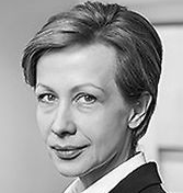 Doradza artystom oraz przedsiębiorcom z sektora kreatywnego agencjom reklamowym i interaktywnym, domom produkcyjnym, domom mediowym.