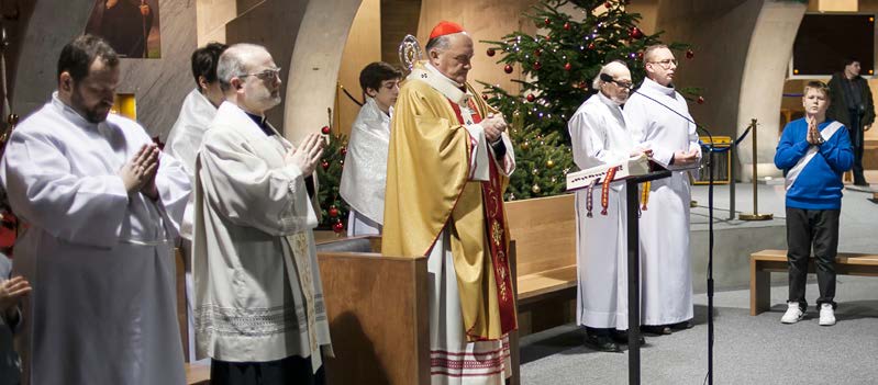 Zapraszamy do Wilanowa Kalendarz wydarzeń 2014/2015 Co tydzień: od poniedziałku do soboty, godz. 12:00 Msza św. dla pielgrzymów przybywających do Świątyni Opatrzności Bożej wtorek, godz.