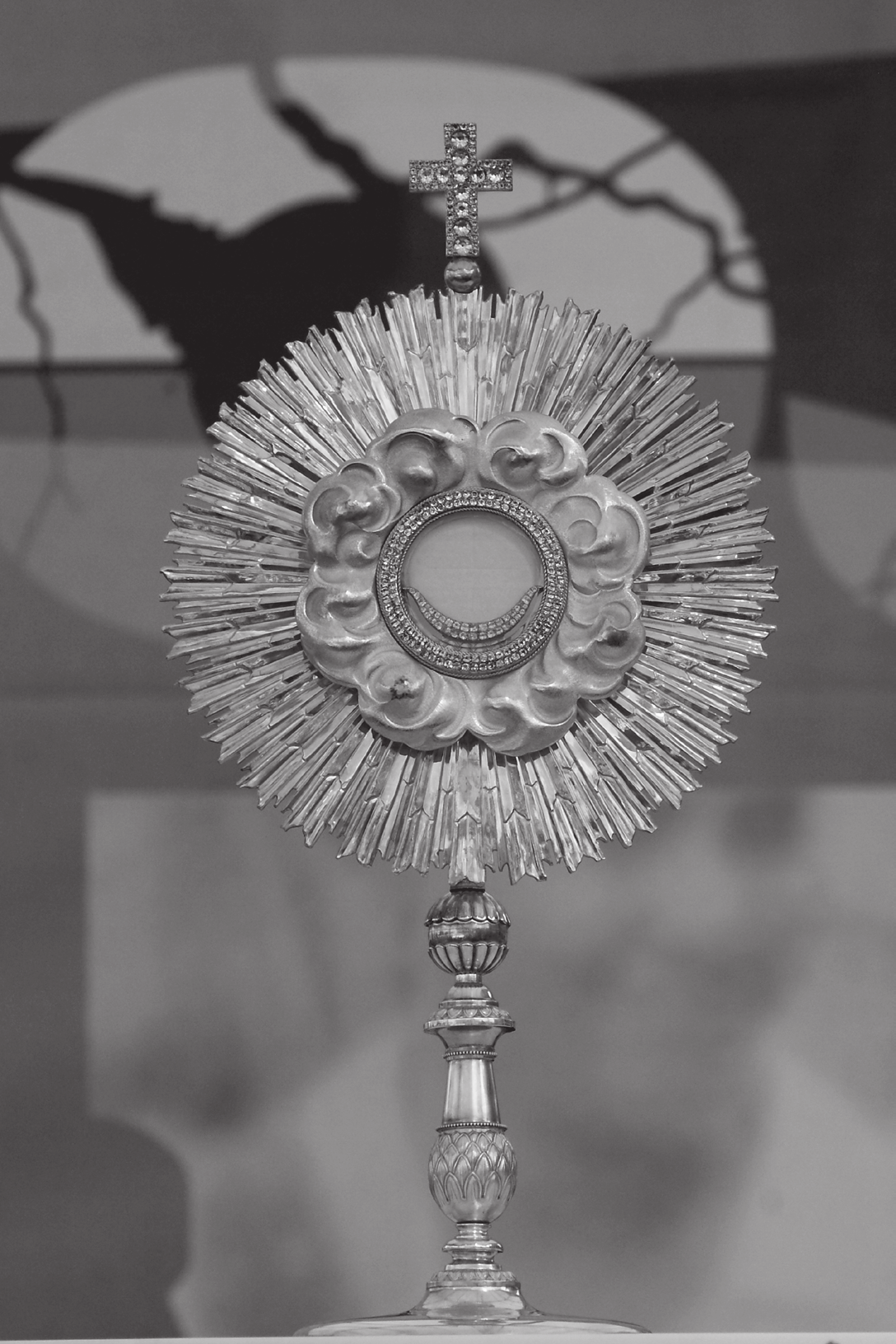 JEZUS A EUCHARYSTIA Ponieważ w najbliższy czwartek będziemy obchodzić uroczystość Bożego Ciała jako wyraz naszej wiary w obecność Jezusa w eucharystii, warto uświadomić sobie, jak Kościół tę wiarę
