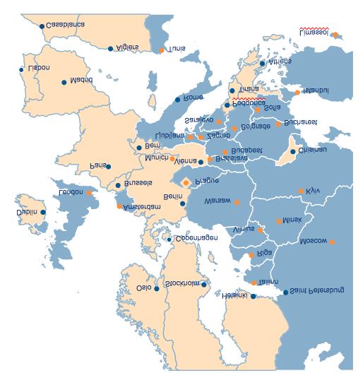 PEŁNE POKRYCIE REGIONU EMEA Centra dystrybucyjne w Pradze, Dubaju i Shenzen 40 magazynów wewnątrzkrajowych Ponad 30.