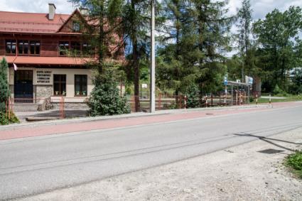 PONICE szkoła Tabela 17. Przesłanki wyboru podobszaru rewitalizacji Aspekty społeczne 1. Niewystraczająca opieka nad dziećmi w wieku przedszkolnym zbyt krótko czynne przedszkola. 2.