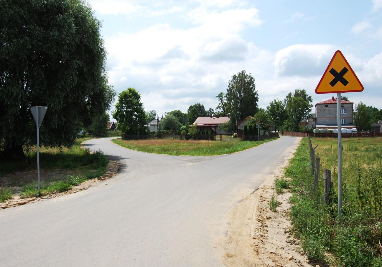 Przebudowa drogi gminnej w miejscowości Barcice na