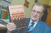 Dokumentowanie historii elektrotechniki zbieranie, publikowanie i upowszechnianie wiedzy na temat polskich elektrotechników, działających w kraju i zagranicą na przełomie 200 lat Monografia pod red.