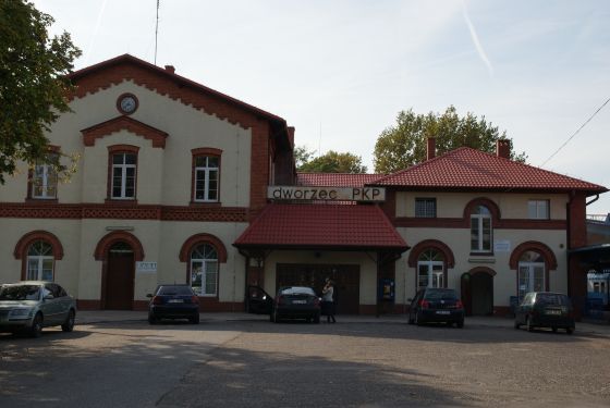 Dworzec kolejowy Rzepin to ważny węzeł komunikacyjny zarówno drogowy jak i kolejowy.