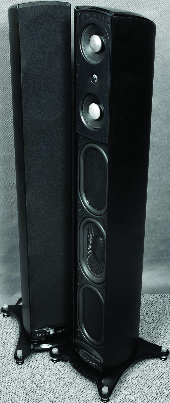 TEST HIGH-END Definitive Technology MYTHOS SUPERTOWER ST-L SUPERTOWER ST-L Z POMOCĄ Definitive Technology, przedstawiając swój nowy flagowiec ST-L, zwraca uwagę na wiele zmian w stosunku do jego