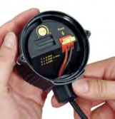 Podłączenie elektryczne 8 230 V~ 12 V= 10 11 9 Odpowietrzenie Ostrzeżenie! Niebezpieczeństwo oparzenia przez gorące powierzchnie na obudowie pompy i silniku.