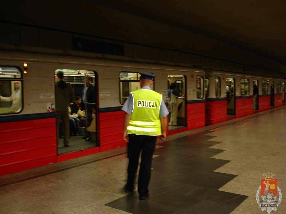 Kontrole odbywają się na parkingu przed halą "Torwar" (przy pętli ZTM) przy ul. Łazienkowskiej, od poniedziałku do piątku w godz. 5.30-9.30 (lub do ostatniego oczekującego autokaru).