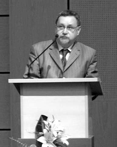 12 Nr. 3 4 (103 104) 2007 m. kovo balandžio mėn. Muzułmański kongres w Białymstoku (Przeniesiono ze str.