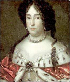Pałac powstał w 1662 r. Obecnie wyposażenie prezentuje czasy króla Fryderyka Wilhelma I.