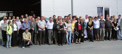 Admiro F1 szczepione na Maxifort F1 w szklarni Pana Andrzeja Chechliñskiego W dniu 10 maja 2008 roku firma De Ruiter Seeds zorganizowa³a spotkanie dotycz¹ce prezentacji odmiany Admiro F1 szczepionej