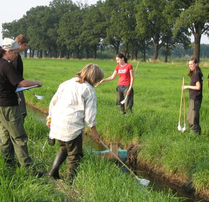 Dołącz do Nas MIKROBIOLOGIEM może zostać: każdy maturzysta spełniający wymogi rekrutacyjne (www.rekrutacja.uni.wroc.