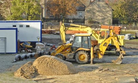 WODOCIĄGI I KANALIZACJE Plan realizacji na lata 2009-2011 Budowa kanalizacji sanitarnej w Oleśnie osiedle Walce 6.040.751,52 zł Dofinansowanie z RPO WO 2007-2013 Działanie 4.
