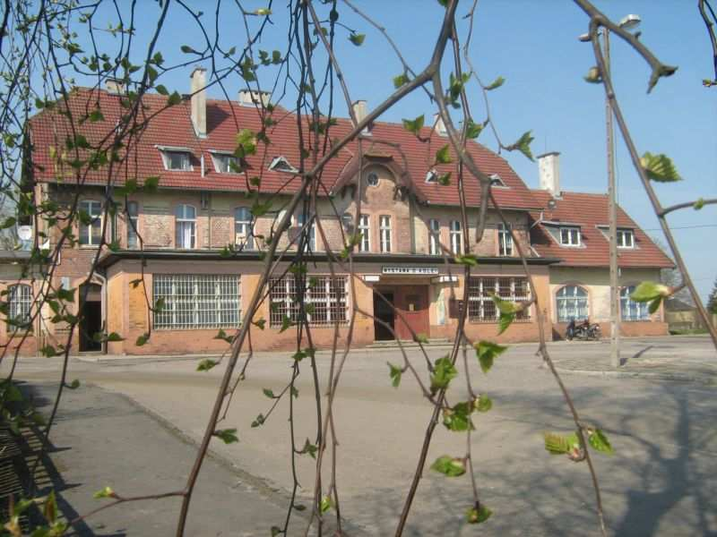 Ośrodek Szkolno-Wychowawczy 11-600 Węgorzewo, ul. Zamkowa 34 tel. 4270030 s o s w GAZETKA WYCHOWANKÓW OŚRODKA maj, czerwiec 2009 W TYM NUMERZE: Próbne egzaminy zawodowe. s.2 Biskup w naszym Ośrodku...s.2 Konkurs Ekotorba s.