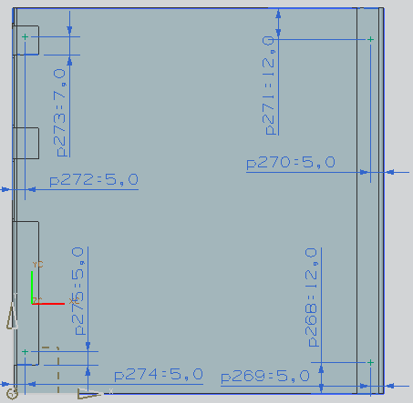 8. Na górnej powierzchni powstałych zagięć utworzyć otwory (Insert >Design