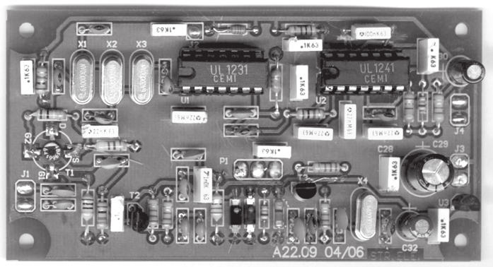 Odbiornik nasłuchowy P RSSB/CW O J E K80 T my Odbiornik nasłuchowy SSB/CW 80 m AVT 962 Na łamach EP dawno nie było projektów dla krótkofalowców.