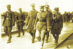 Dawno, dawno temu... na Okęciu i we Włochach Zamach majowy we Włochach (3) Powszechnie wiadomo (mam taką nadzieję), że zamach majowy w 1926 r. był przewrotem w wykonaniu J.