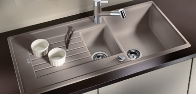 ZIA 9E Silgranit PuraDur 2 930x510 mm z korkiem bez korka 1719,- 1599,- AXIA II 6S Silgranit PuraDur 2 1000x510 mm korek automatyczny i akcesoria w komplecie 2219,- 2569,- AXIA II 45S Silgranit