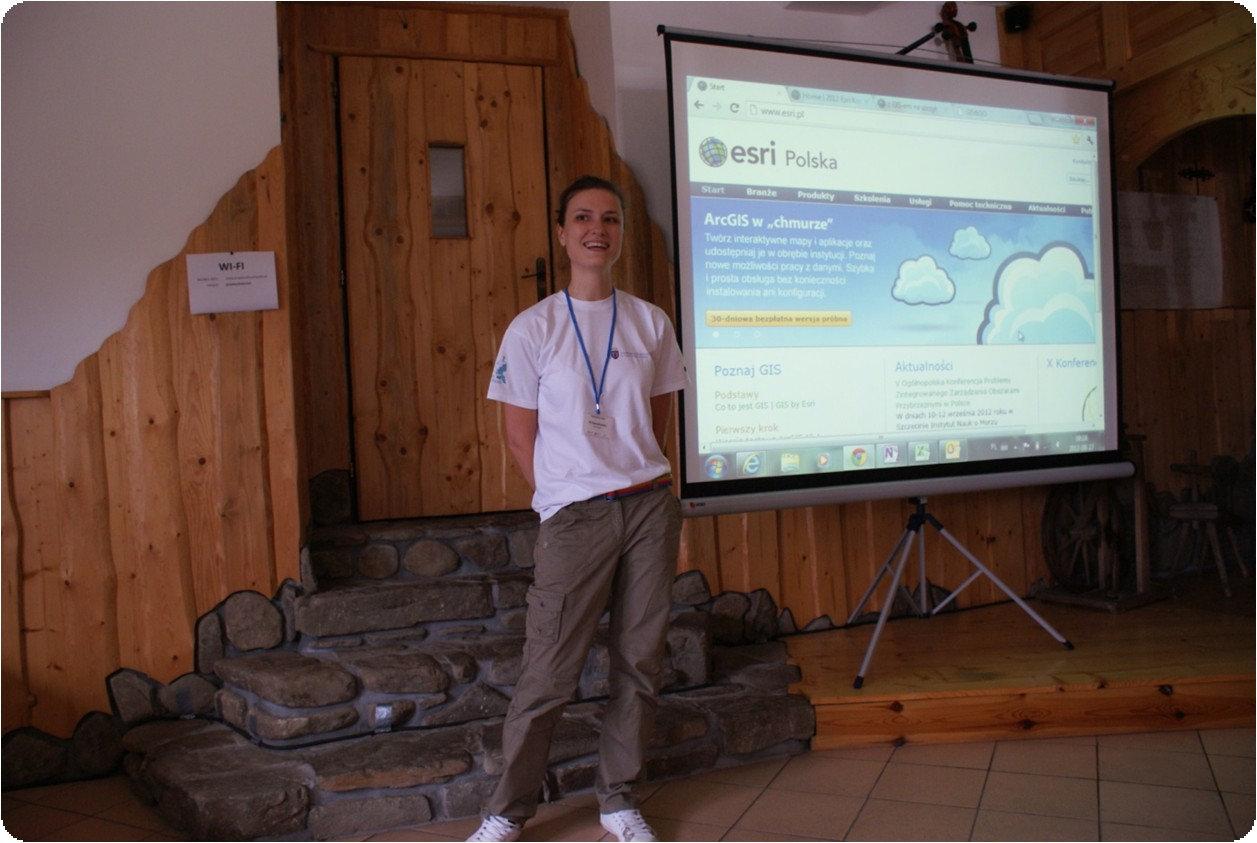 Piątek, 06.09.2013 r. 07.15-07.45 Śniadanie + prowiant w teren (ewentualnie) 08.00-14.00 Faza finalna opracowania projektów, dokumentacja, opracowywania prezentacji PowerPoint 08.00-13.