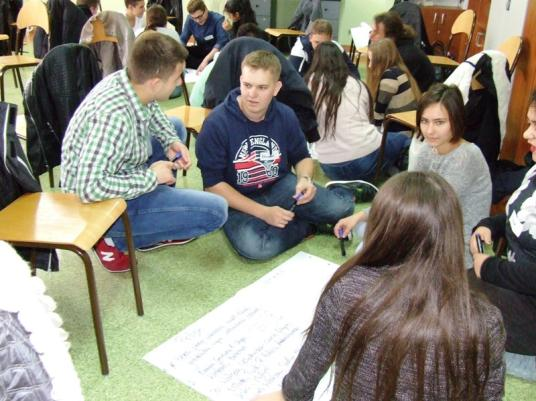 POWIŚLAKI XXI Konkurs Kapel i Śpiewaków Ludowych Regionów Nadwiślańskich w Maciejowicach 7 czerwca Konkurs dla mistrzów ludowej muzyki i śpiewu regionów nadwiślańskich, organizowany jest w