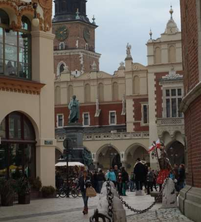 ...można zwiedzać Kraków ma najwięcej wysokiej klasy zabytków w Polsce, o