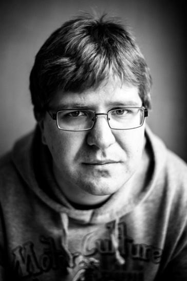 O mnie: Jarosław Ogrodowski W latach 2010-11 koordynator projektu Nasz Księży Młyn realizowanego przez Towarzystwo Opieki nad Zabytkami z grantu Fundacji im.