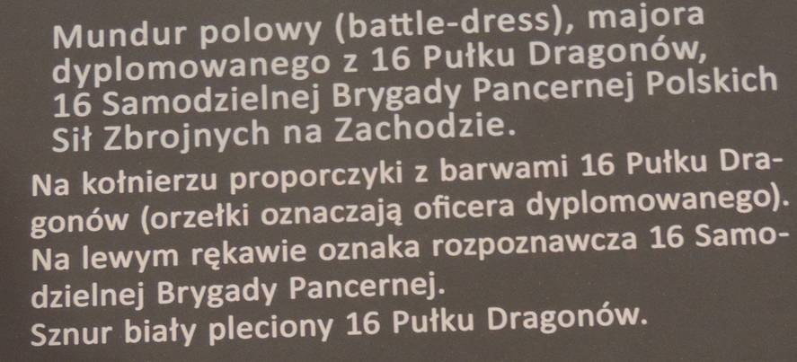 8 Pod mundurami są opisy trzeba przyznać dość