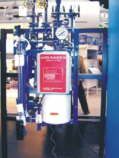 Nowości dostawców ZTCh na targach IKK 2006 w RN Automatyka, armatura, odpowietrzniki, osprzęt dla chłodnictwa przemysłowego i klimatyzacji Główni dostawcy ZTCh również w bieżącym roku prezentowali