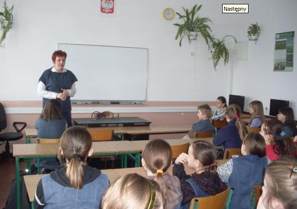 Spotkanie z pielęgniarką szkolną na temat higieny osobistej uczniów Spotkanie z pielęgniarką na temat: Higiena jamy ustnej, Owoce i warzywa na co dzień Spotkanie z pielęgniarką na temat: Zdrowy styl