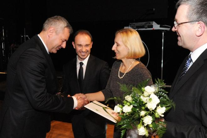I. WSTĘP W 2013 roku WFOŚiGW w Łodzi obchodził jubileusz 20-lecia istnienia.