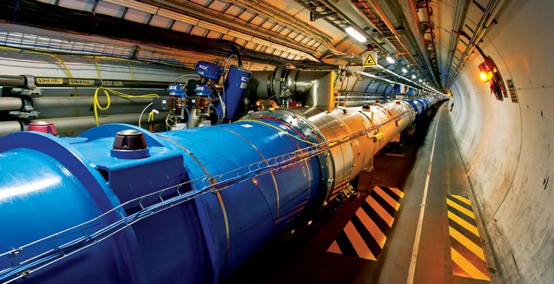 Wielki Zderzacz Hadronów LHC M. Trzebiński Akceleratory cząstek 22/30 Największy na świecie akcelerator kołowy: obwód 27 km. Uruchomiony w 2008 r.