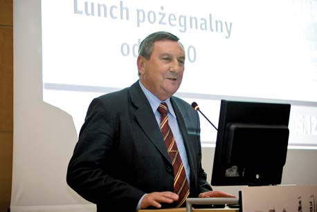 Sprawozdanie z XXII Sympozjum Sekcji Alergologicznej Polskiego Towarzystwa Dermatologicznego nych przez limfocyty T u chorych z wypryskiem kontaktowym i atopowym uczulonych na nikiel, zależności