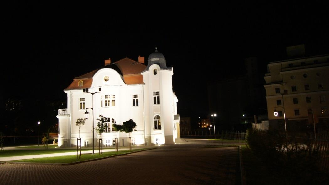 3. Przebudowa i remont Młodzieżowego Domu Kultury im Mariusza Zaruskiego wraz z częściową zmianą