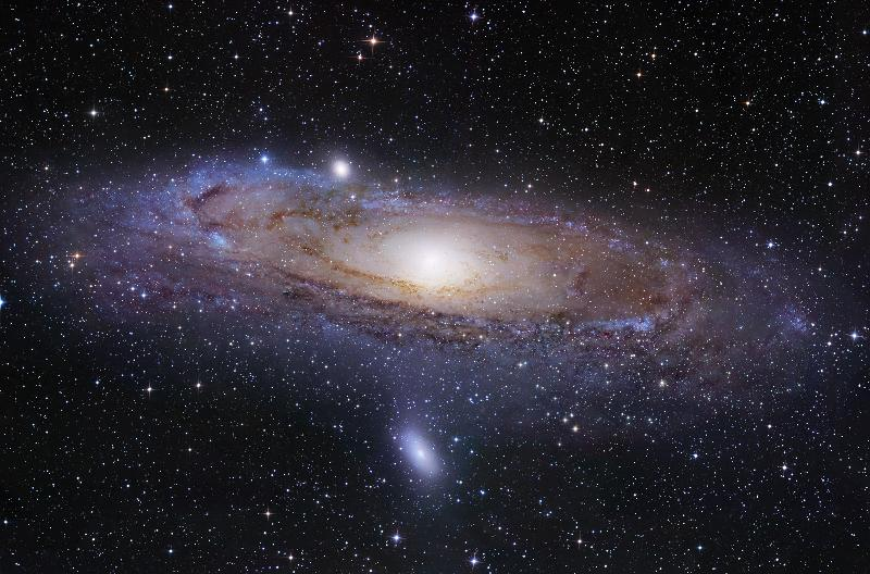 Rysunek: Galaktyka spiralna M31