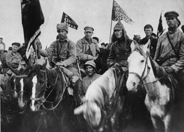 Bitwa warszawska 1920 r. str. 1 Dni, które uratowały Europę przed bolszewizmem Bitwa warszawska (pot. cud nad Wisłą) bitwa stoczona w dniach 13 25 sierpnia 1920 w czasie wojny polsko-bolszewickiej.