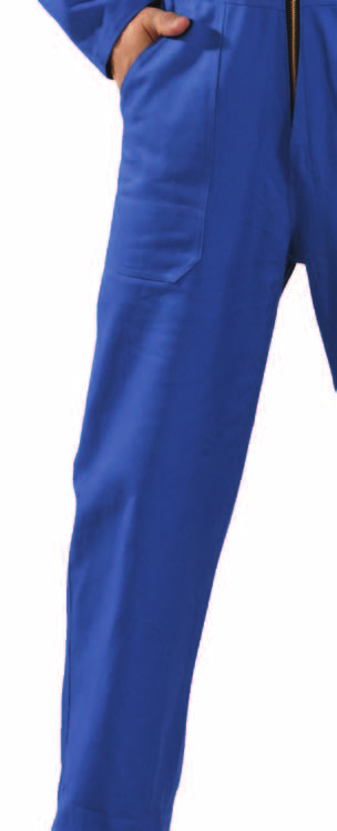 Fartuch (rękawek 1/4) Casaca (1/4 manga) Spodnie na pasek Pantalón con cintura elástica Lekki i modny design. Rękawek 1/4, zapięcie na zatrzaski, rozcięcia po bokach, 2 naszyte kieszenie boczne.