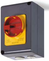 Seria ISOLATORS Normy: EN 6097- Normy: EN 6097- WYŁĄCZNIKI PRZEMYSŁOWE - METAL Zakres : 0-1 Materiał: metal Obudowa: Tworzywo zamykany wyłącznik bezpieczeństwa w kolorze czerwonym na żółtym przednim