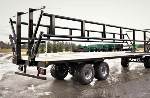 Przyczepy platformowe Produkujemy przyczepy platformowe w czterech rozmiarach z platformami o długości 6,5, 8, 9,2 i 9,8 m, z których największy model PT3980F można zamawiać wraz z hydraulicznymi
