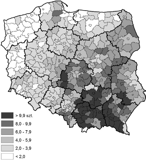 Przemiany poziomu i struktury mechanizacji rolnictwa polskiego w świetle analizy... 175 Ryc. 7.