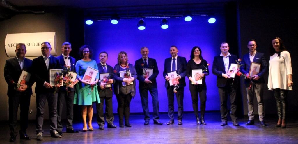 Przyjaciele Kultury 2016 Wśród Przyjaciół Kultury 2016, którzy swoim zaangażowaniem sprawili, że Starogard Gd.