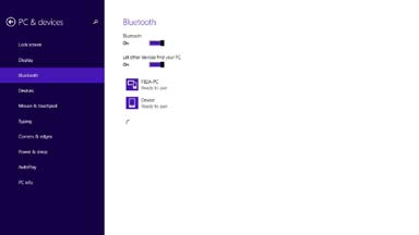 Bluetooth Użyj technologii Bluetooth, aby usprawnić bezprzewodowy transfer danych z innymi urządzeniami z obsługą Bluetooth. WAŻNE!
