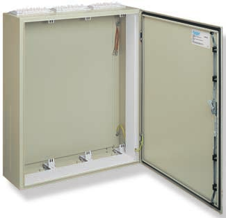 System rozdzielnic niskiego napięcia Do wykonania szafy naściennej IP 54, dla systemu firmy Hager, stosuje się blachę stalową o grubości 1,5 mm - to stwarza dodatkową wytrzymalość dla różnorakich