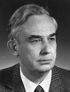 KLASYCZNA kladystyka Willi Hennig (1913-1976) hipoteza o hierarchicznym rozprzestrzenieniu cech dla odtworzenia kolejnego wprowadzania w ewolucji ale